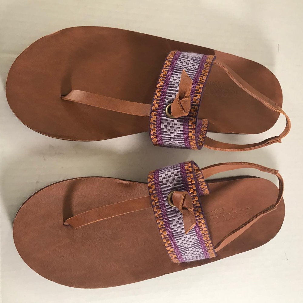 Elegant Brown and Purple Women's Sandals the zize doesn't have just the measurem